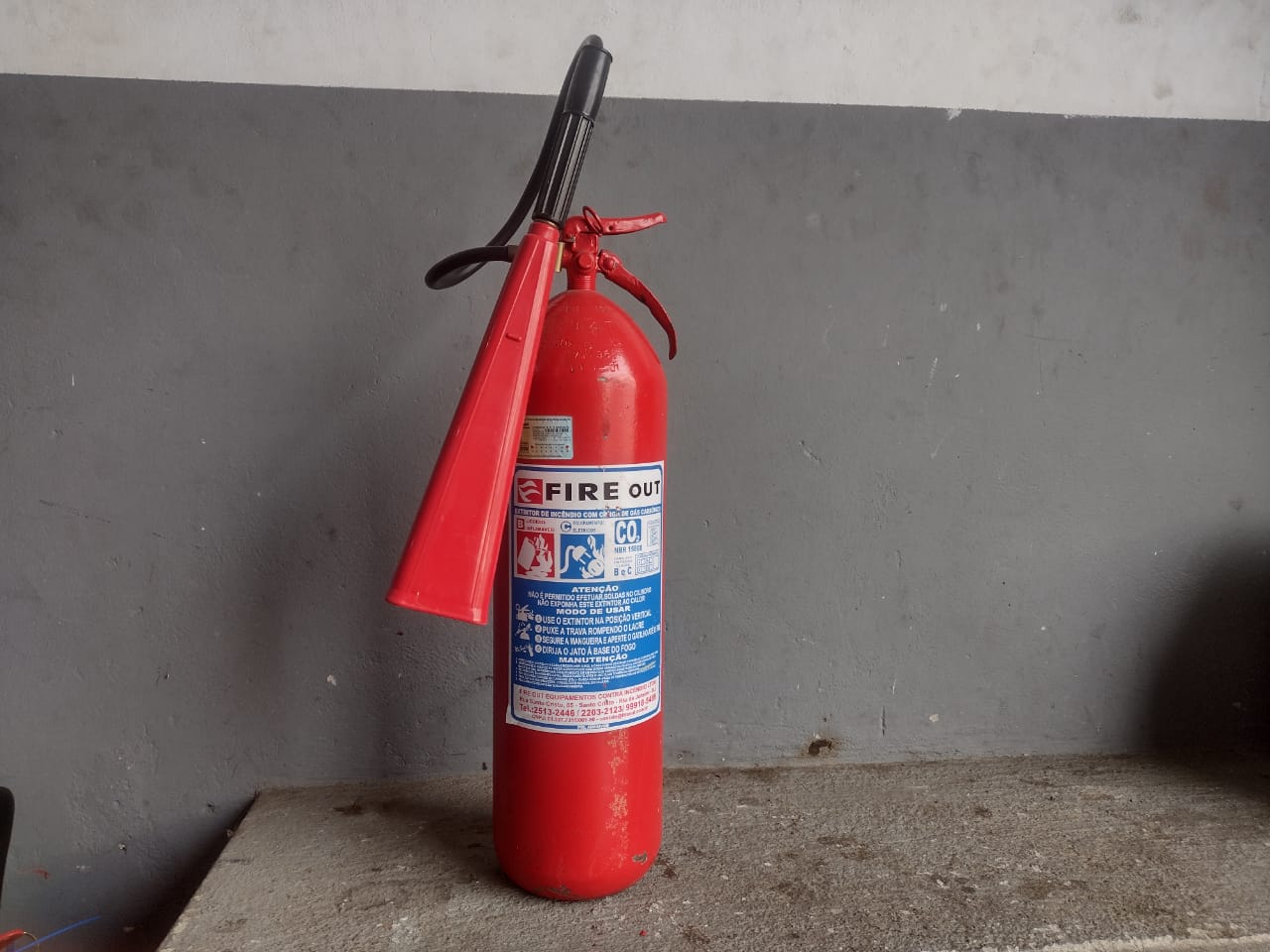 Extintor CO2 4kg e 6kg